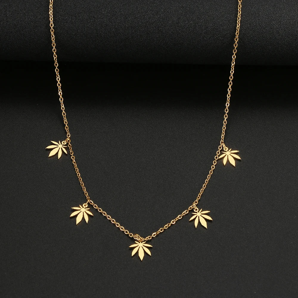 Necklaces Stainless Steel Maple Leaf Amulet Gold Color Multi-accessory Pendant Simple Chain Necklace for Women Jewelry Gifts New 